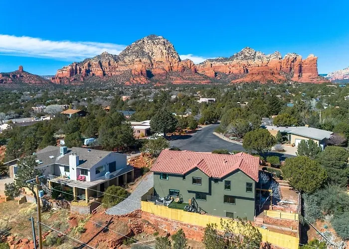 Sage House Modern Retreat Hot Tub, Theater, Gmrm! Holiday home Sedona