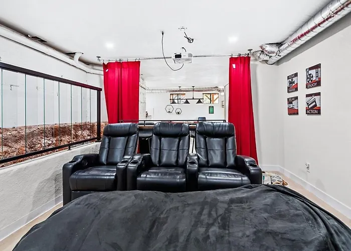 Sage House Modern Retreat Hot Tub, Theater, Gmrm! *