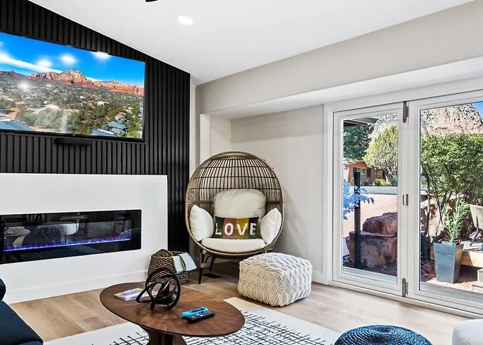 Sage House Modern Retreat Hot Tub, Theater, Gmrm! *