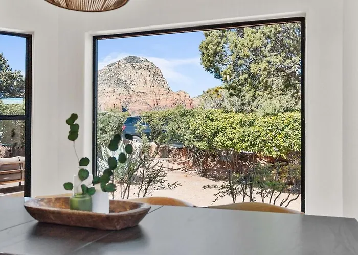 Holiday home Sage House Modern Retreat Hot Tub, Theater, Gmrm! *